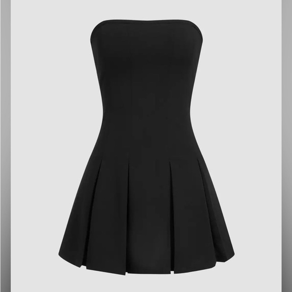 CIDER Pleated Bandeau Black Mini Dress NWT - Picture 4 of 5